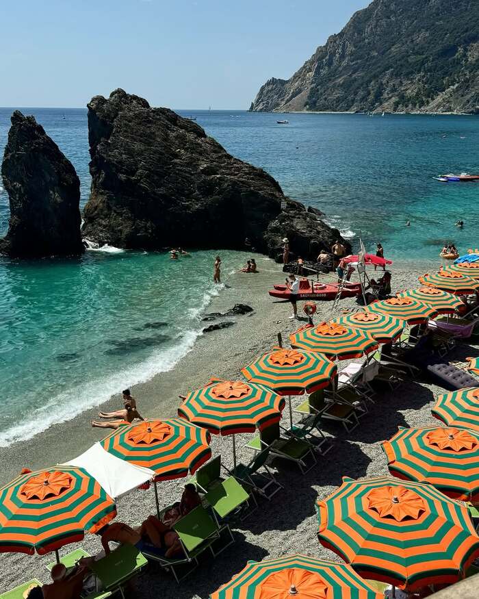 Du lịch Cinque Terre Ý - Tham quan làng Monterosso al Mare