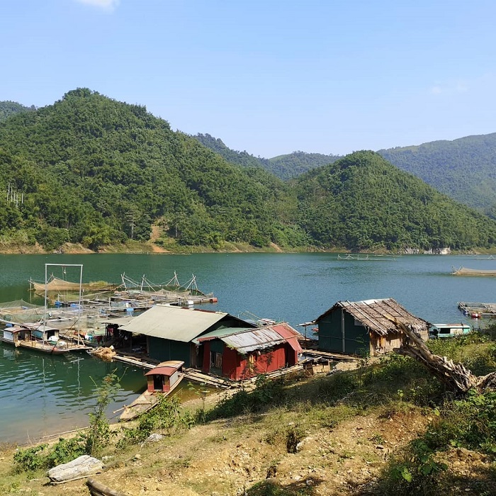 Du lịch Đà Bắc Hòa Bình có núi rừng, có sông suối