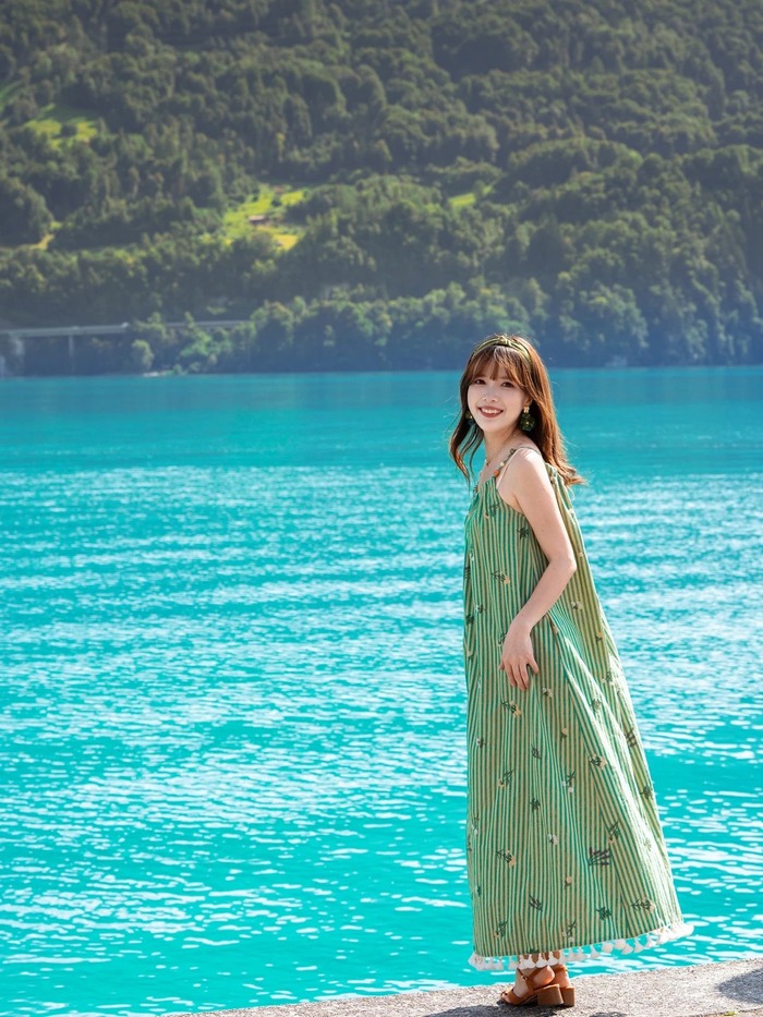 Du lịch Interlaken Thụy Sĩ ghé thăm các hồ nước thơ mộng