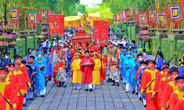 Giỗ Tổ Hùng Vương đi đâu? Du lịch Phú Thọ