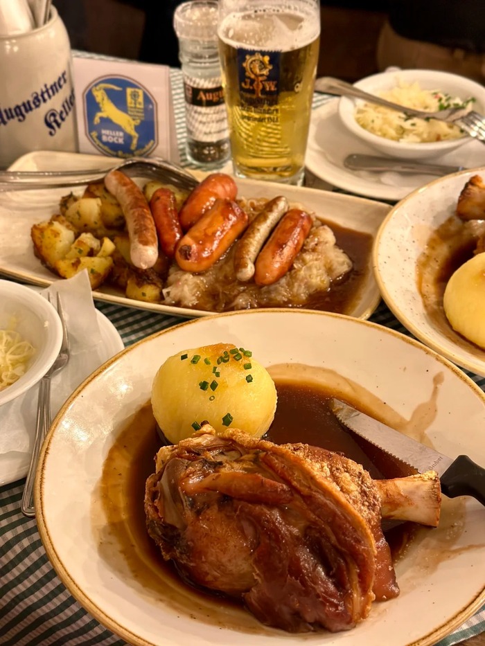 Các trải nghiệm du lịch ở hồ Zurich Thụy Sĩ - Thưởng thức các món ngon nổi tiếng 