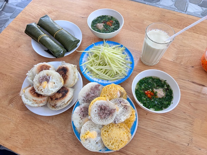 Quán ăn ngon ở Đà Lạt không thể bỏ qua bánh căn