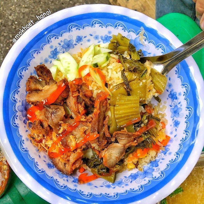 Quán ăn ngon ở gần Hồ Gươm Hoàn Kiếm với món cơm rang ngon miệng