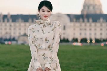 Vương Sở Nhiên khoe gu thời trang thanh lịch, sang trọng tại Paris
