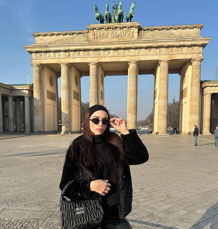 Nhất định phải tới Cổng thành Brandenburg với Tour du lịch châu Âu từ Hà Nội giá tốt nhất