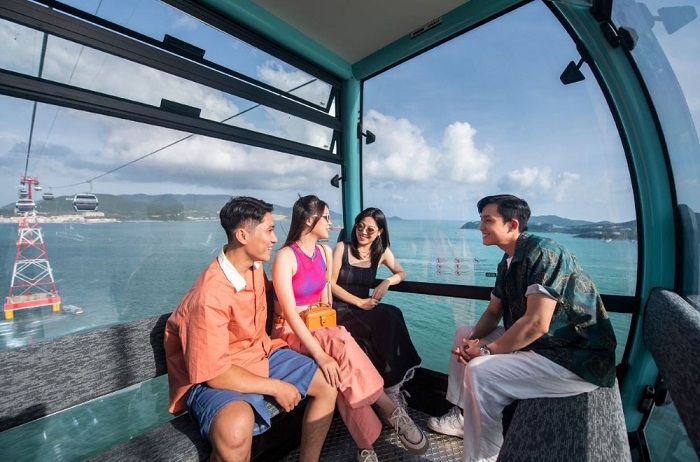 Cùng tận hưởng vẻ đẹp biển đảo từ vị trí cáp treo tuyến cáp treo Việt Nam đẹp nhất Châu Á