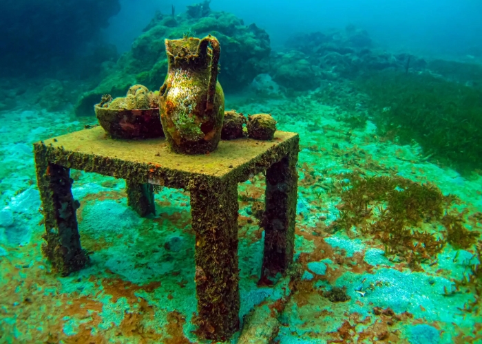 Du lịch Grenada - Công viên điêu khắc dưới nước là điểm thu hút chính của Vịnh Moliniere