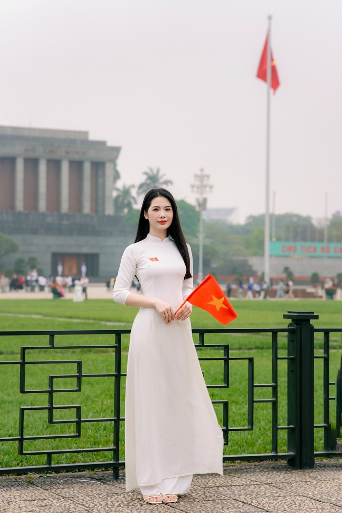 Địa điểm check in 30/4 ở Hà Nội nhất định phải kể tới Lăng Bác và Quảng trường Ba Đình