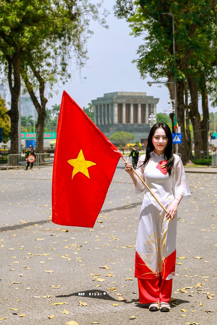 Không gian xung quanh của Quảng trường Ba Đình - địa điểm check in 30/4 ở Hà Nội lên ảnh cực đẹp