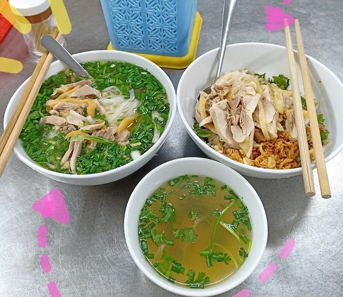 Quán phở nổi tiếng ở Hà Nội phục vụ nhiều món hấp dẫn