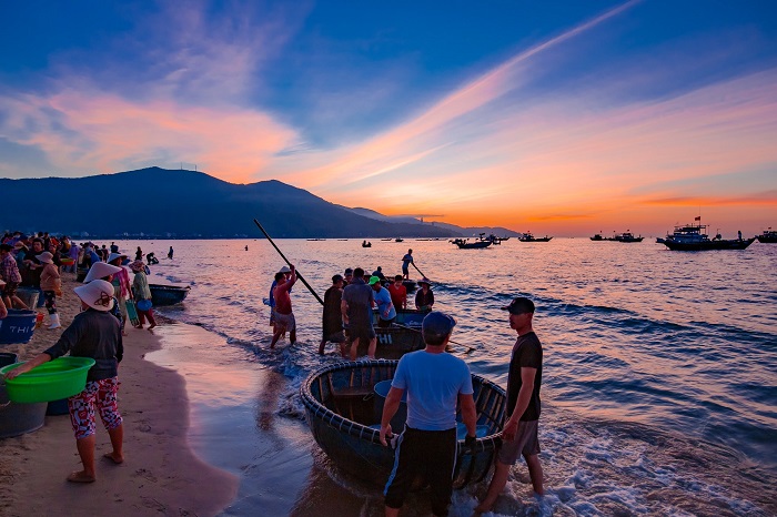 Bãi biển Mân Thái Đà Nẵng nơi có làng chài hàng trăm năm tuổi