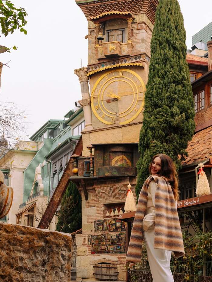 Du lịch Tbilisi Georgia - Khám phá khu phố cổ