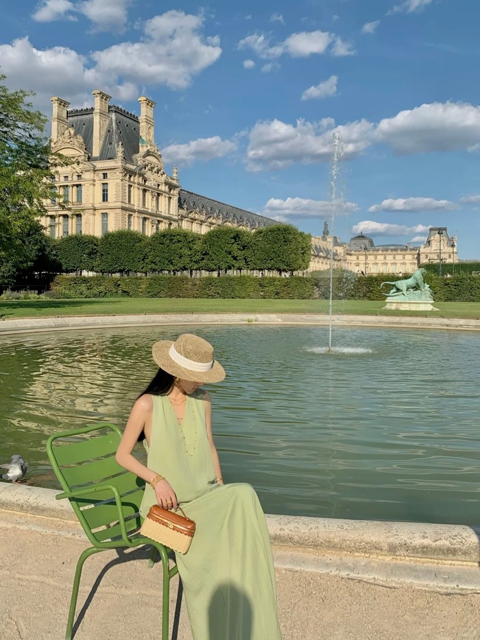 Không gian xanh tươi thơ mộng tại vườn Tuileries Pháp 