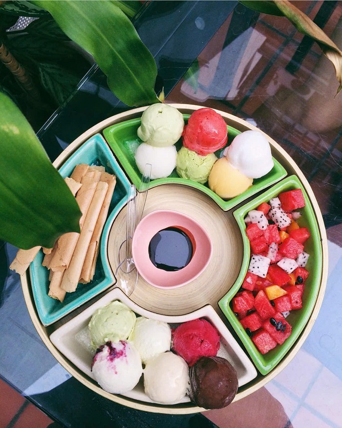 Món lẩu kem hot tại quán kem ngon nổi tiếng nhất Hà Nội