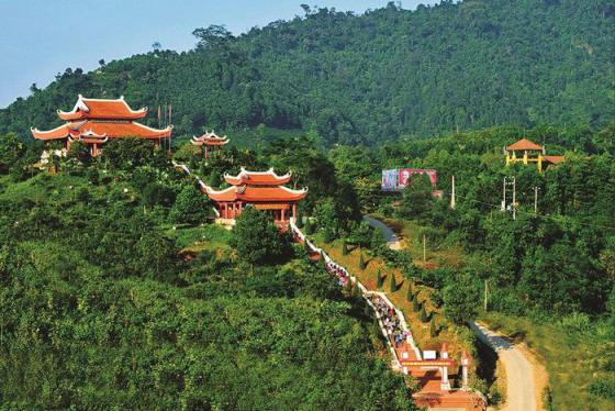 Hành trình 'về nguồn' tại Khu di tích ATK Định Hóa Thái Nguyên