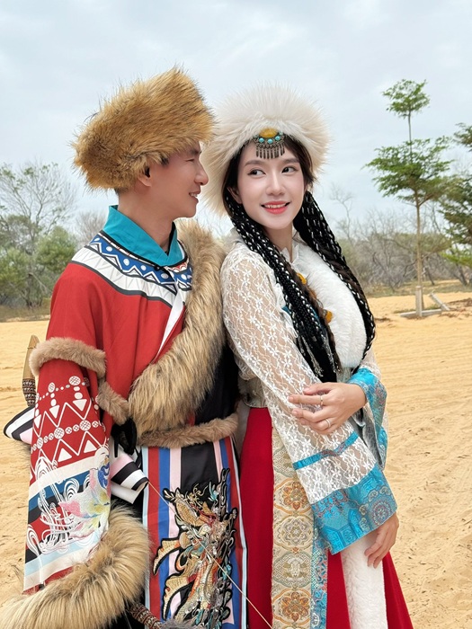 Cả hai thường xuyên đi du lịch khi có thời gian rảnh. Ảnh: FBNV. Cả hai thường xuyên đi du lịch khi có thời gian rảnh. Ảnh: FBNV.