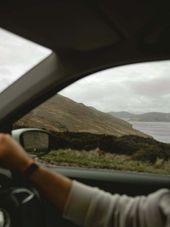 Phương tiện di chuyển đến đảo Skye Scotland là ô tô