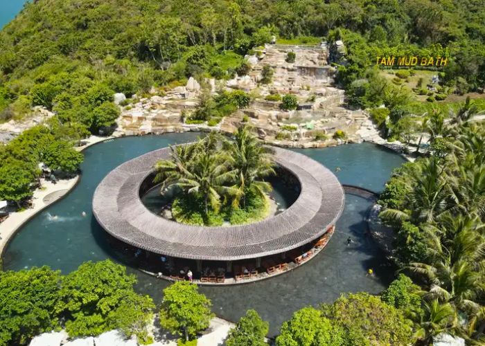 So sánh trải nghiệm giữa du lịch Nha Trang và du lịch Lạng Sơn