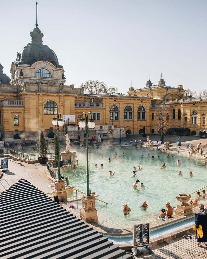Kinh nghiệm du lịch Budapest Hungary - Nhà suối nước nóng Széchenyi