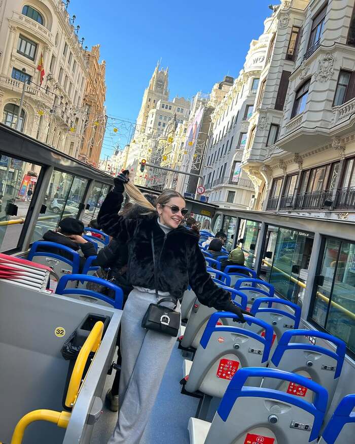 Kinh nghiệm du lịch Madrid Tây Ban Nha - Đặt trước các dịch vụ