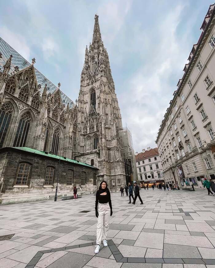 Kinh nghiệm du lịch Vienna Áo - Ghé thăm Nhà thờ Thánh Stephen