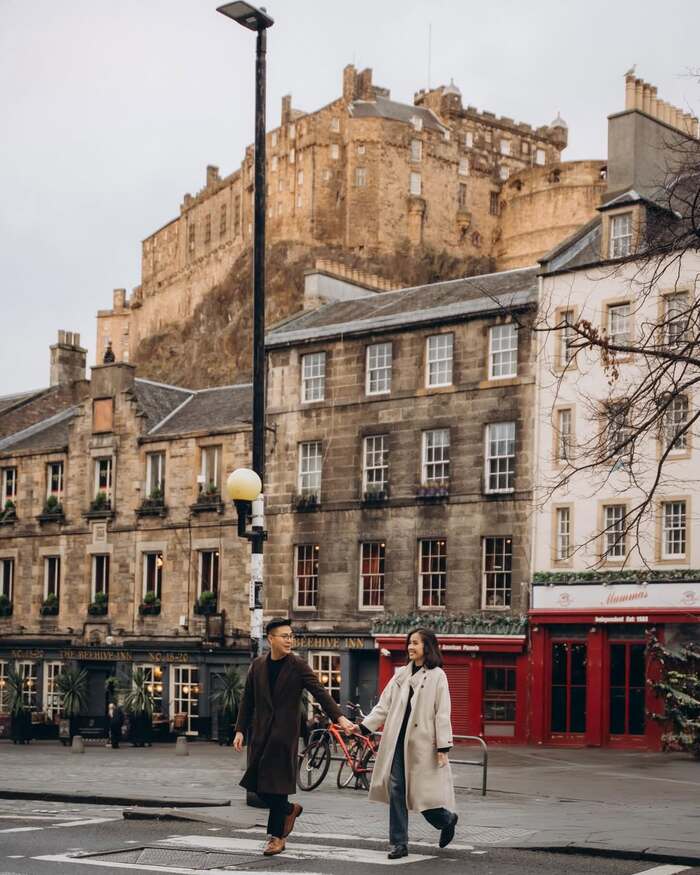 Chú ý thời tiết trước khi ghé thăm lâu đài Edinburgh 