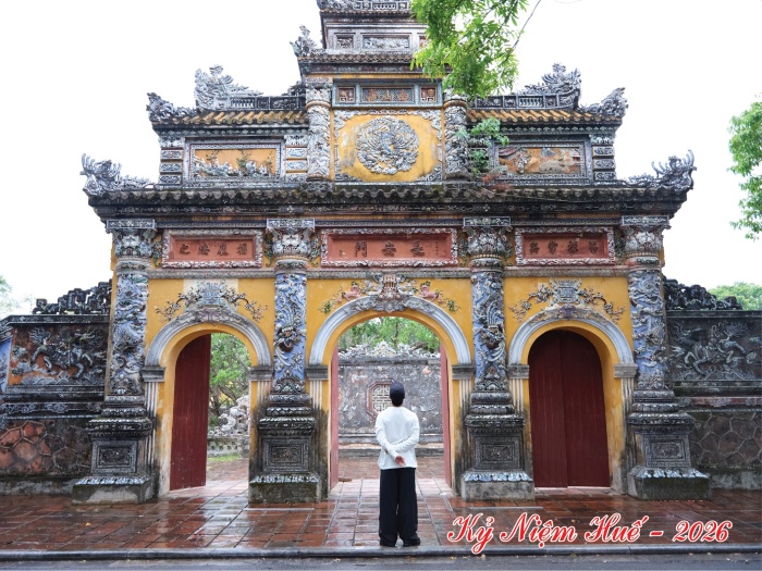 Không gian trầm mặc của Đại Nội Huế mang lại cảm giác yên bình, hoài cổ.