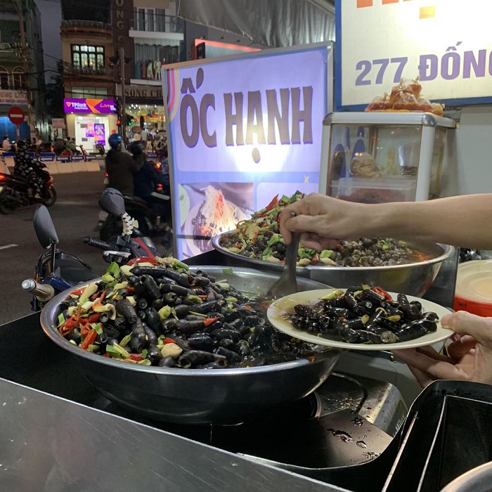 Quán ăn ngon ở Đà Nẵng nằm ngay trung tâm thành phố