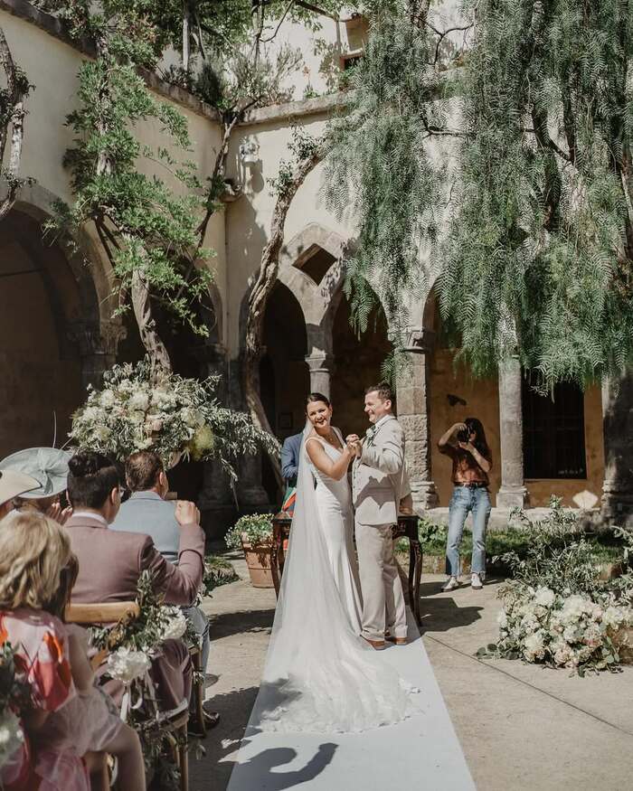 Các địa điểm du lịch nổi tiếng ở thành phố Sorrento Ý - Tu viện Chiostro di San Francesco