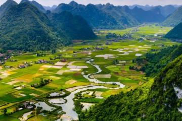 Hành Trình Chạm Biển Và Săn Mây Cùng Tour Du Lịch Nha Trang Và Du Lịch Lạng Sơn