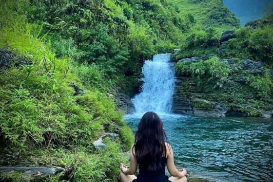 Thác Du Già Hà Giang đẹp thế nào mà du khách mê mẩn? 