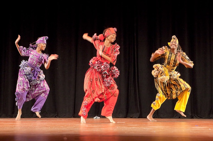 Điệu nhảy Lamban Griotic của Mali, một trong những điệu nhảy truyền thống của người châu Phi