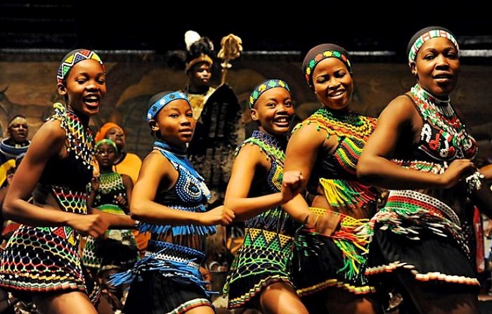 Vũ điệu Mbira của Zimbabwe, một trong những điệu nhảy truyền thống của người châu Phi