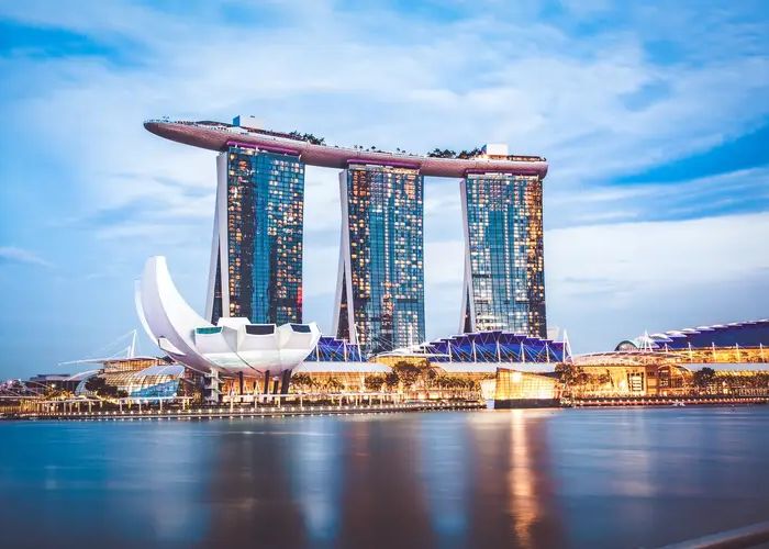 Marina Bay là địa điểm lý tưởng để bắt đầu hành trình khám phá Singapore
