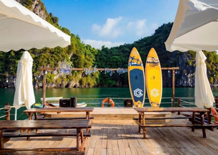 3 hải trình trên du thuyền 5 sao Crystal Holidays Cruise