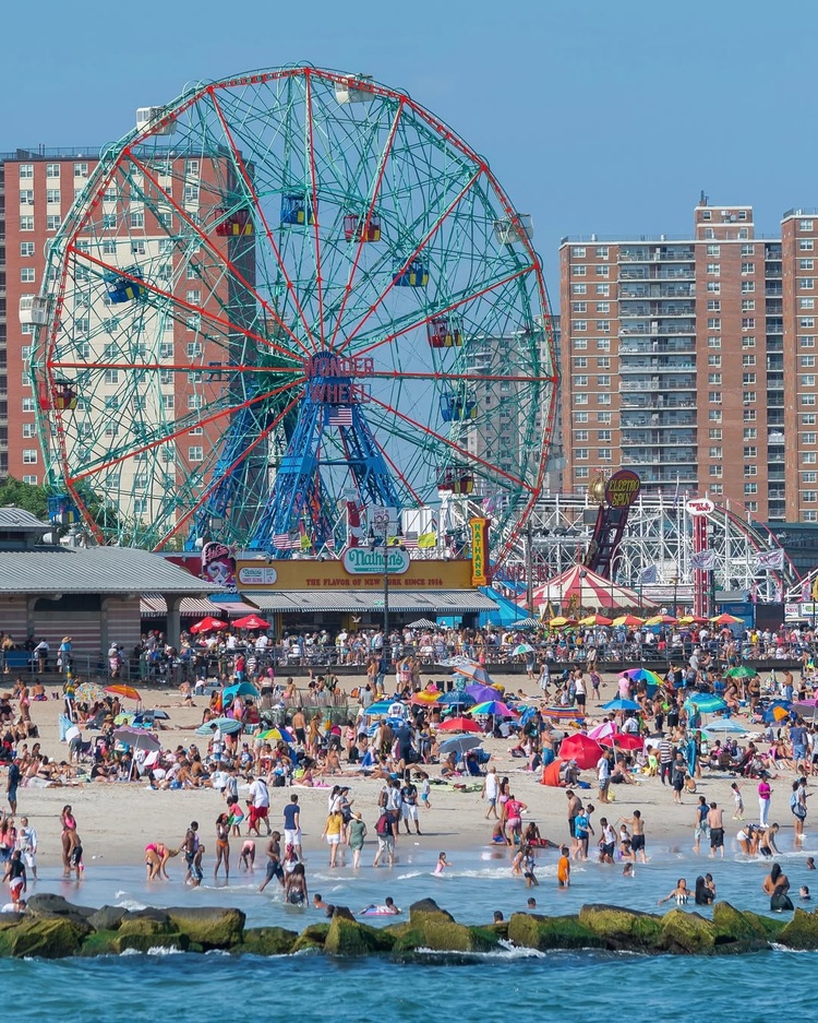 Coney Island Beach (Brooklyn) - bãi biển đẹp nhất new york