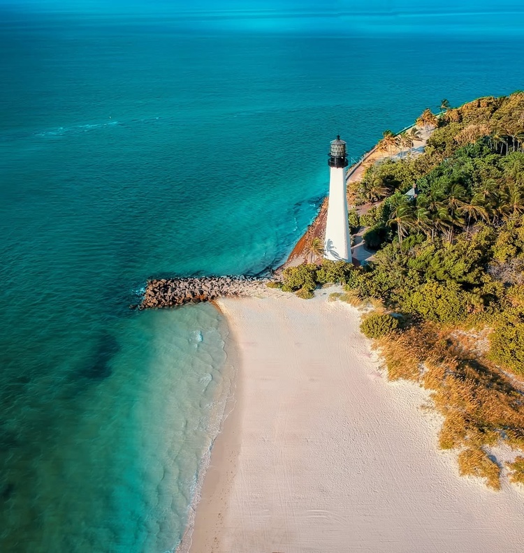 Bill Baggs Cape Florida State Park - Bãi biển nổi tiếng ở Miami kết hợp khám phá thiên nhiên