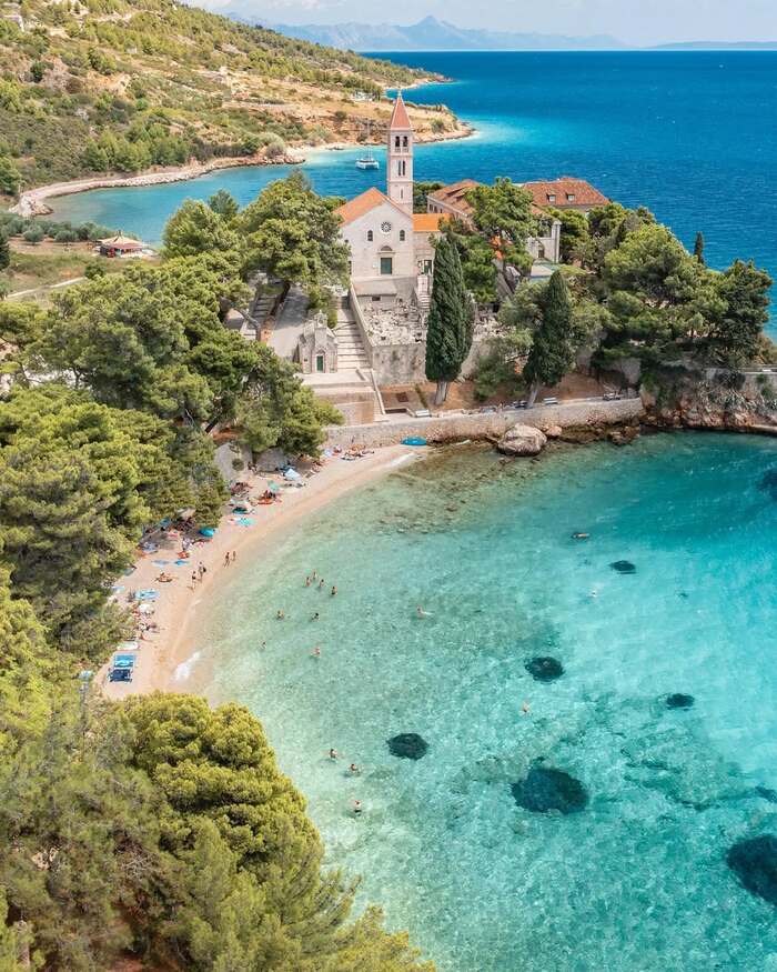 Khám phá đảo Brač Croatia - Tham quan các thị trấn/ngôi làng nổi tiếng
