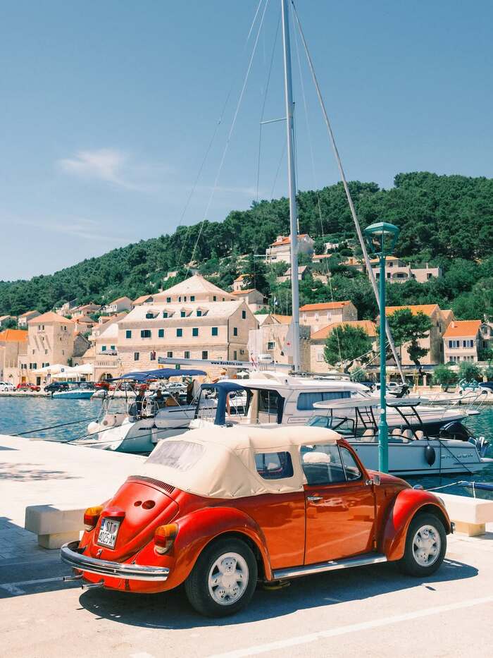 Khám phá đảo Brač Croatia - Chú ý đặt trước các dịch vụ cần thiết