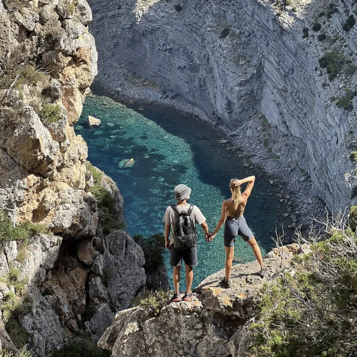 Ghé thăm đảo Ibiza Tây Ban Nha, Trekking khám phá thiên nhiên thơ mộng