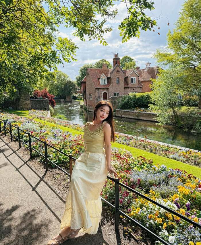 Kinh nghiệm du lịch Canterbury Anh:- Bạn có thể ghé thăm thành phố vào bất cứ thời điểm nào trong năm