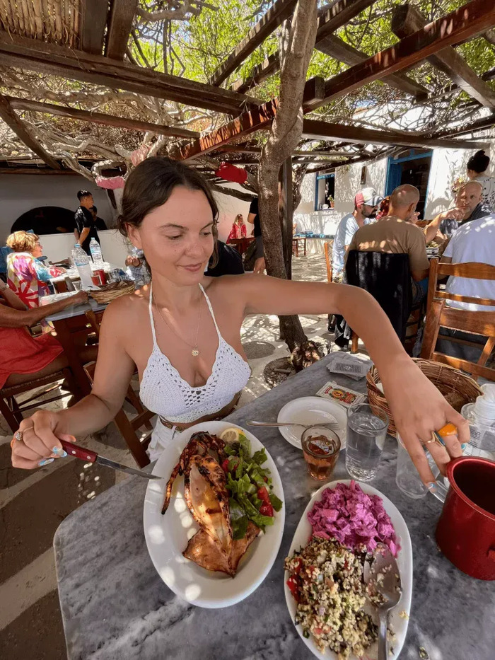 Kinh nghiệm du lịch Mykonos Hy Lạp - Khám phá ẩm thực