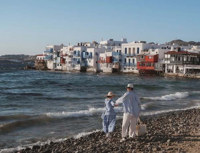 Kinh nghiệm du lịch Mykonos Hy Lạp - Tham quan thị trấn Mykonos