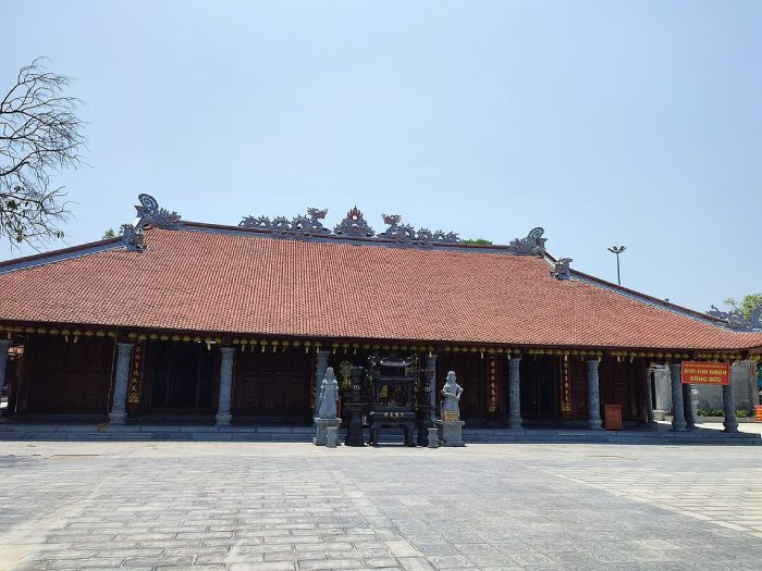 đền Tiên La