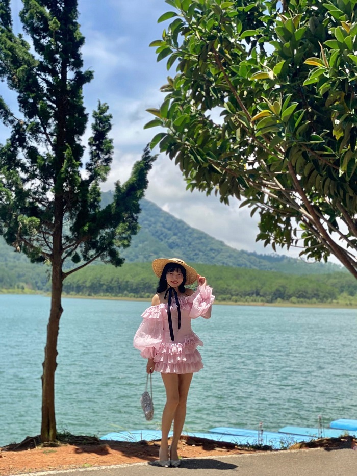 tháng 7 nên đi du lịch ở đâu miền Trung tháng 7 nên đi du lịch ở đâu miền Trung Hồ Tuyền Lâm Đà Lạt lúc nào cũng nên thơ