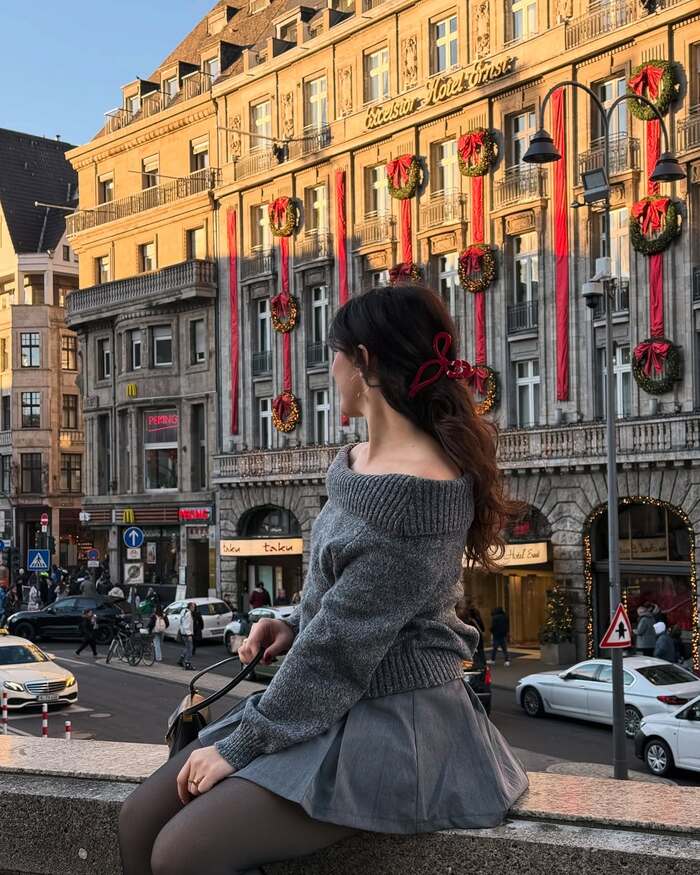 Bạn có thể ghé thăm cầu Hohenzollern Đức  vào bất cứ thời điểm nào trong năm