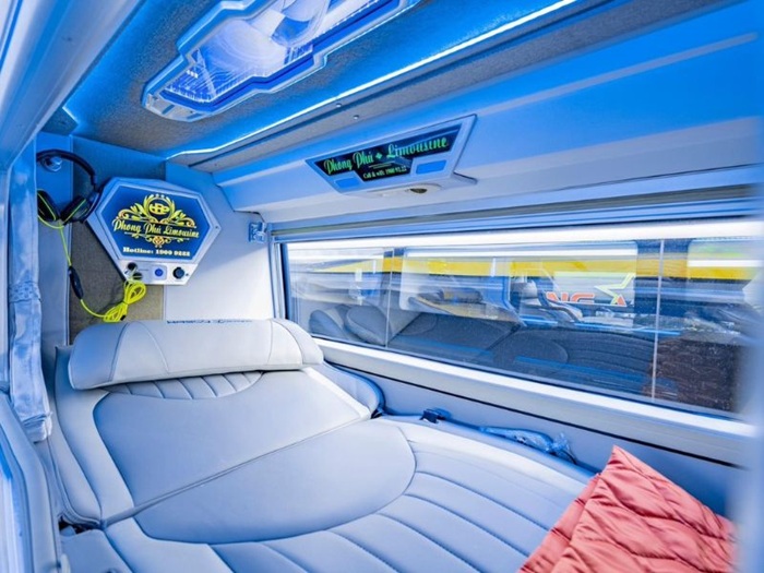 Phong Phú là dòng xe limousine sở hữu không gian luôn thoáng mát và an toàn - Ảnh: Nhà Xe Phong Phú