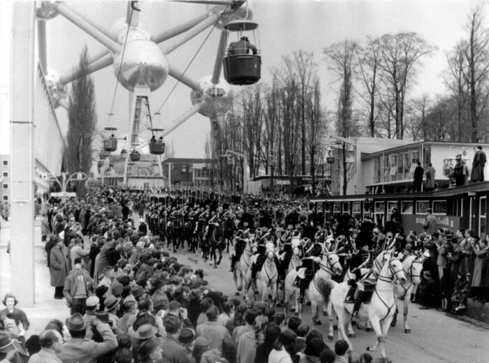 Khám phá thiết kế mô hình phân tử Atomium Bỉ 
