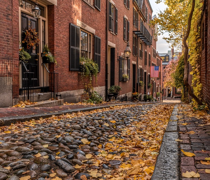 Mùa thu nước Mỹ ở thành phố Boston - Ảnh: Boston Harbor Hotel