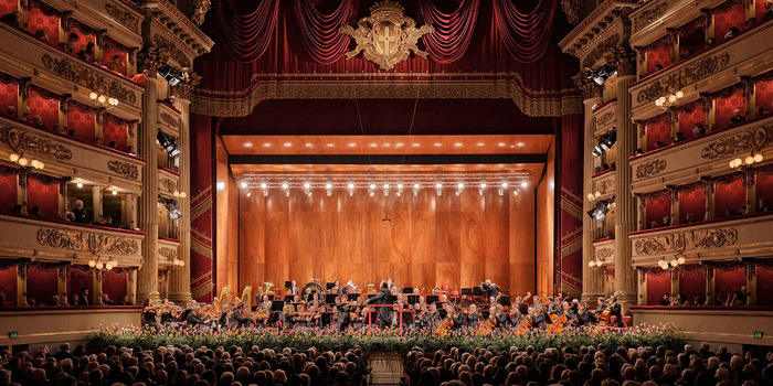 Thưởng thức các buổi biểu diễn ở nhà hát Opera La Scala Ý